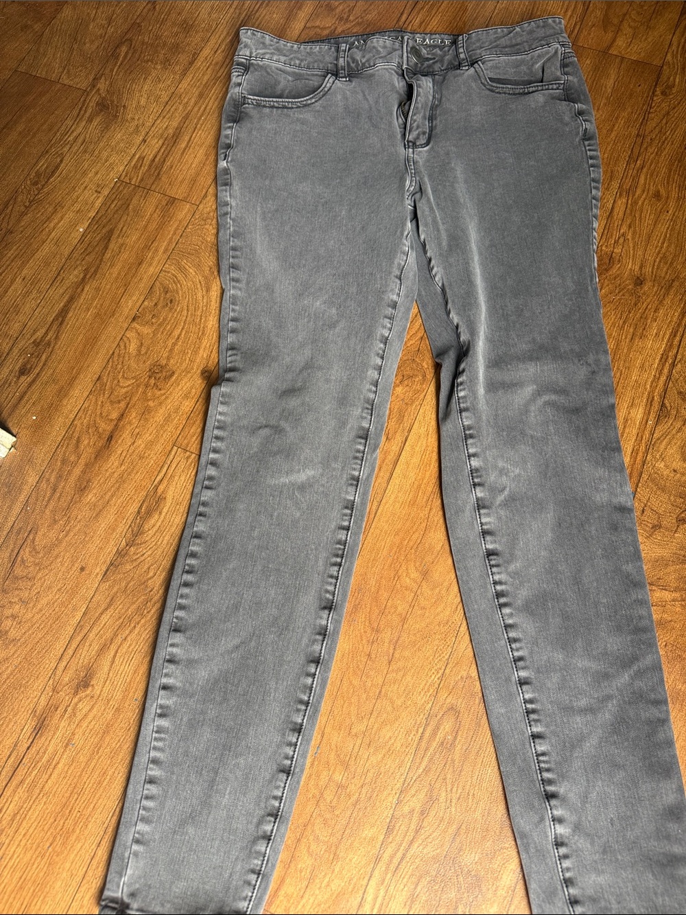 American Eagle Outfitters Gray Skinny Jeans size 8